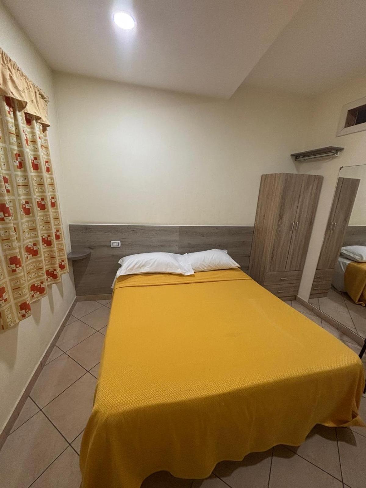 נולה Crisan B&B Affittacamere מראה חיצוני תמונה